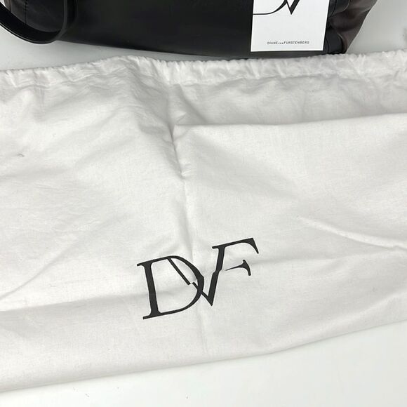 NWT Diane Von Furstenberg 440 Courier
Leopard Calf Leather Hand /Crossbody Bag - Picture 12 of 15